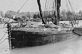 Thames Spritsail Barge Swift